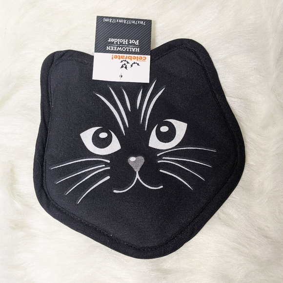 NWT Halloween Kitchen Towels & Potholders - Picture 4 of 11